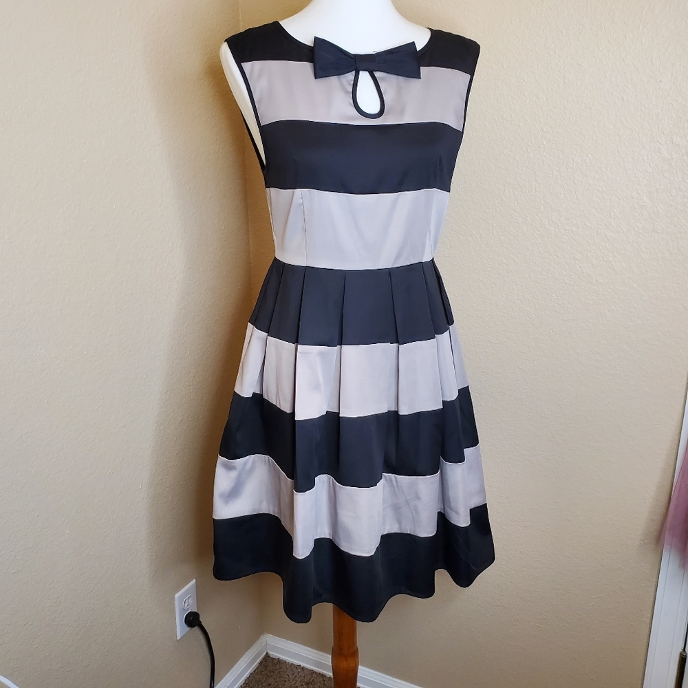 Dear Creatures Rudie Dress - Picture 3 of 9